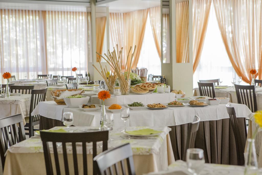 Hotel Villa Tosi Беллария-Иджеа-Марина Экстерьер фото