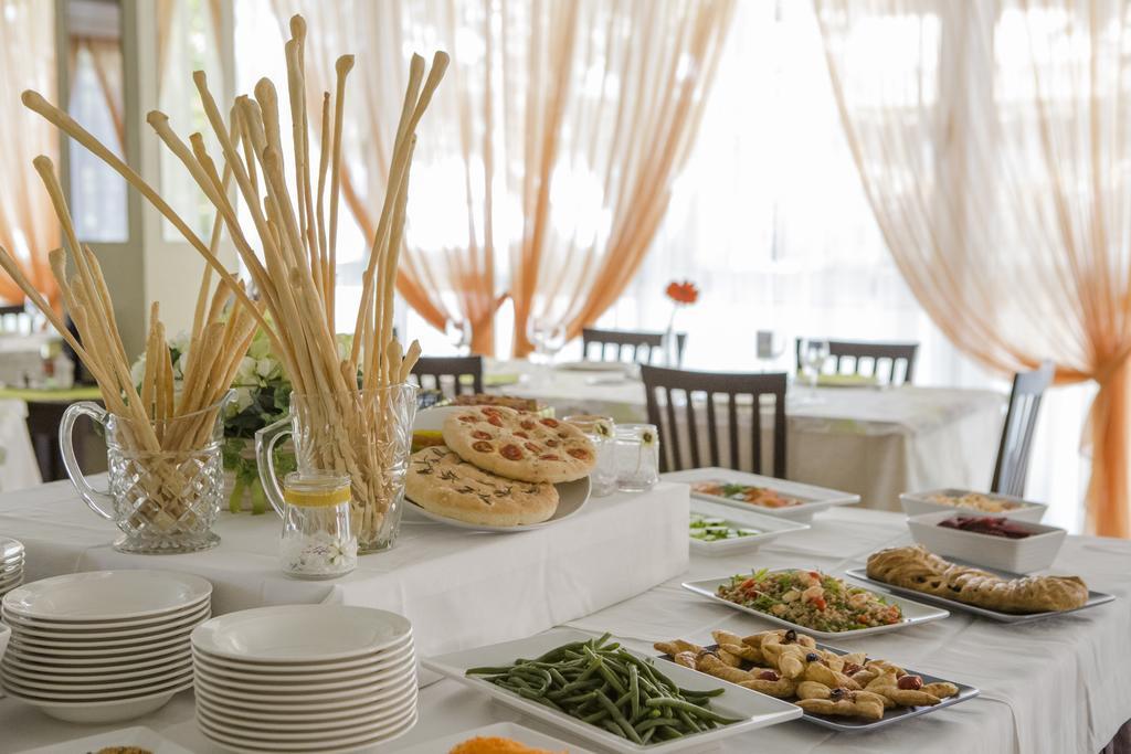 Hotel Villa Tosi Беллария-Иджеа-Марина Экстерьер фото